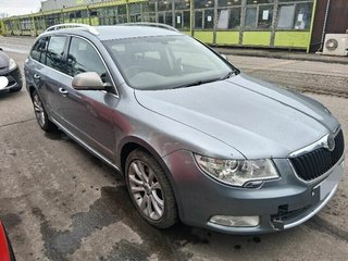 Despiece Skoda Superb Combi 2.0 TDI GRIS