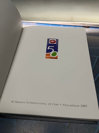 libro de cine, 50 AÑOS DE LA SEMANA INTERNACIONAL DE CINE DE VALLADOLID. 1956-2005. UNA VENTANA AL MUNDO.