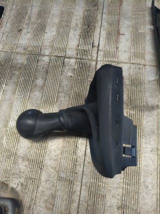Pomo y funda palanca cambios Seat Ibiza IV 1.4