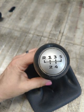 Pomo y funda palanca cambios Seat Ibiza IV 1.4