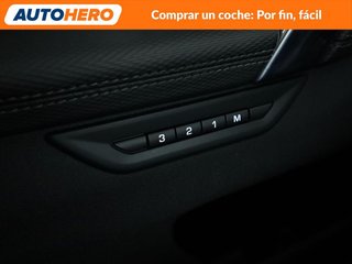 Land-Rover Discovery Sport P300e Hybrid SE Dynamic AWD
