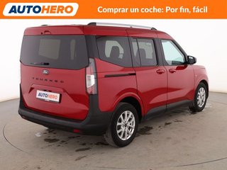 Ford Tourneo Courier 1.0 EcoBoost Titanium
