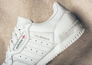 Zapatillas Adidas YEEZY Powerphase “Core White”