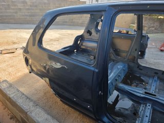 Carrocería renault Clio 1.8 16v