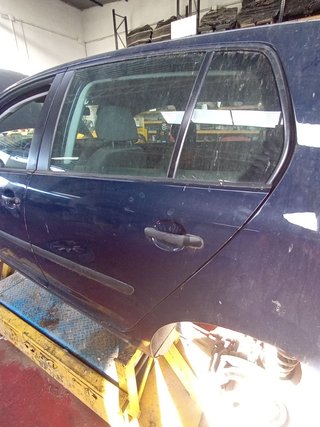 PUERTA TRASERA IZQUIERDA Volkswagen Golf V (1K1)(10.2003->2008)