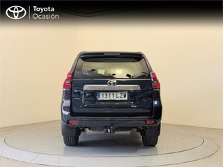 TOYOTA Land Cruiser 5P VX 2.8D 204 T/A 6v (4x4)
