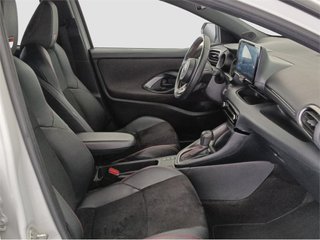 TOYOTA Yaris 120H 1.5 GR Sport Plus