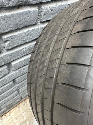 2 Neumáticos Bridgestone 235/35R19 91Y
