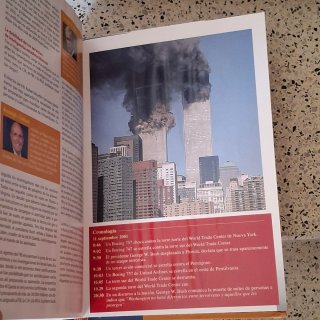 Cuando el Mundo se Tambalea Libro + 10 DVD