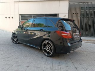Mercedes B200 136cv AMG LINE Techo Panorámico