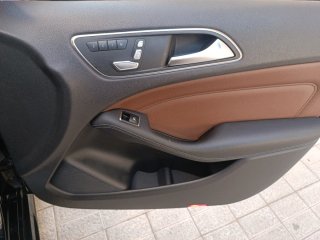Mercedes B200 136cv AMG LINE Techo Panorámico