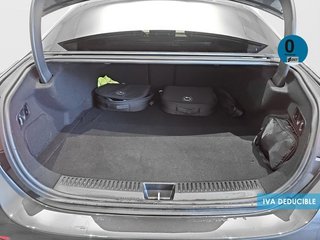 Mercedes Clase E 300 de con tecnología hibrida EQ 230 kW (313 CV)