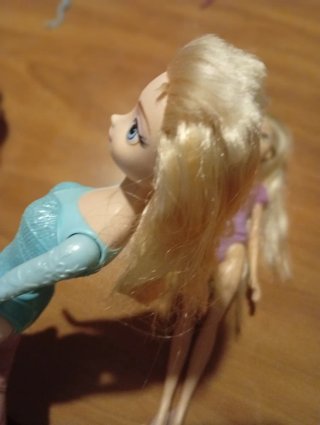 Set 2 Bambole Barbie Frozen e Rapunzel