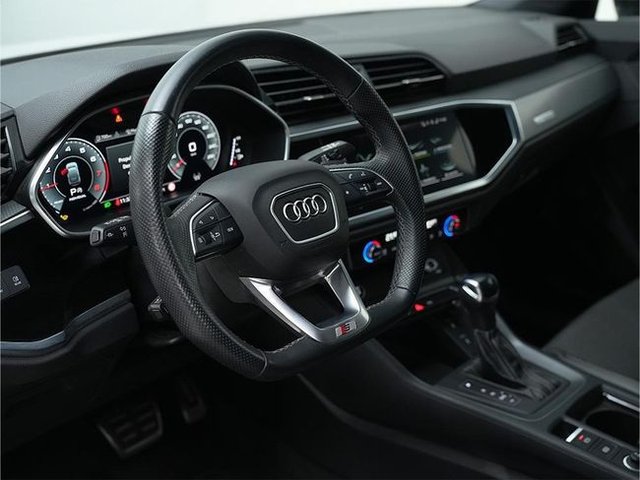 Audi Q3 1.5 TFSI 150CV 35 Black Line Edition Stronic