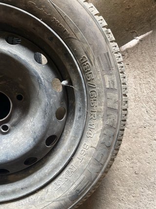 Neumáticos remolque y neumáticos coche