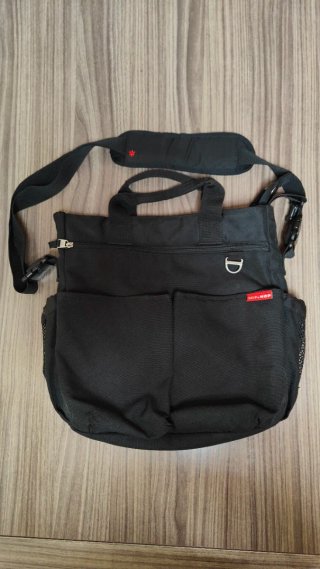 Bolso Skip Hop Negro