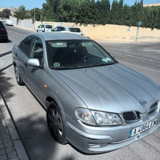 Nissan Almera 2000