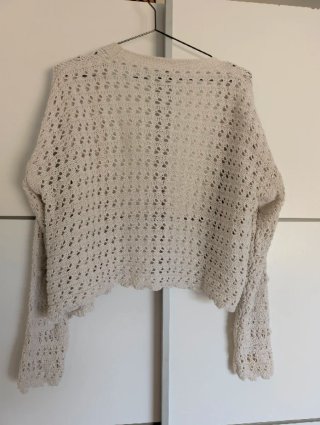 Chaqueta de punto beige calada