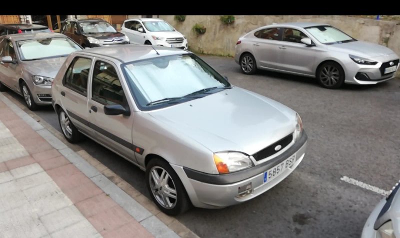 OCASIÓN Ford Fiesta 2001 listo para circular - foto 1