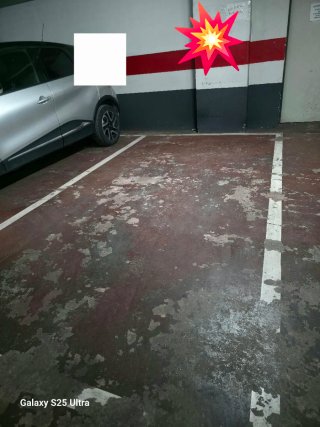 Plaza de garaje para moto