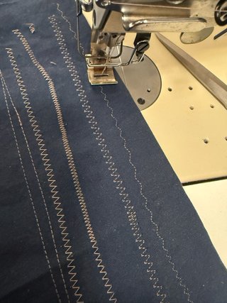 Máquina de coser Juki Zigzag 2 y 3 puntadas