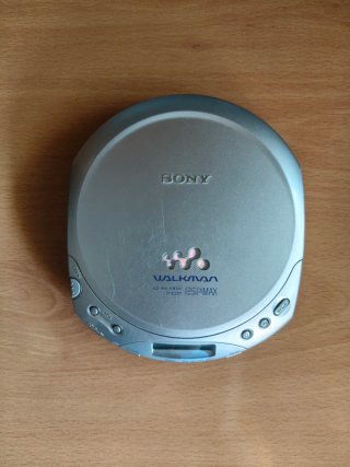 Discman Sony Walkman Plata