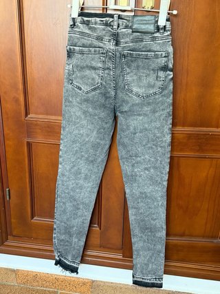 Pantalones vaqueros grises DON'T CALL ME Talla XXS