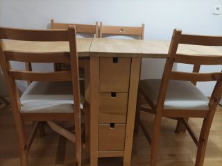 Mesa extensible madera con 4 sillas