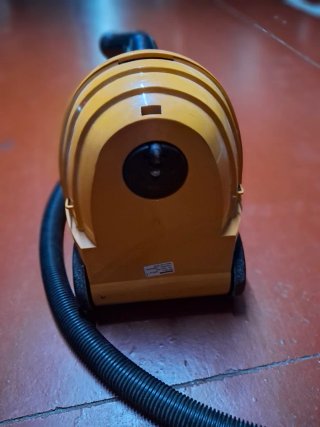 Aspiradora Taurus Golf 1200W