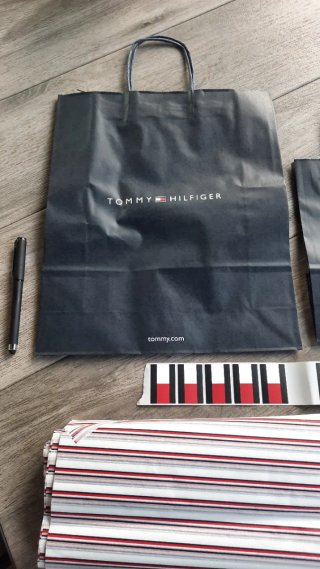 2 Sacchetti Regalo Tommy Hilfiger + Adesivi +carta