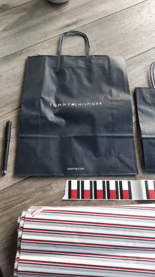 2 Sacchetti Regalo Tommy Hilfiger + Adesivi +carta