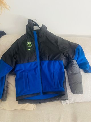 Chaqueta Nike Negra y Azul