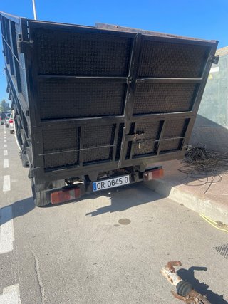Nissan Cabstar 1982