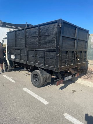 Nissan Cabstar 1982