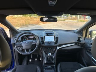 Ford Kuga ST Line 150CV