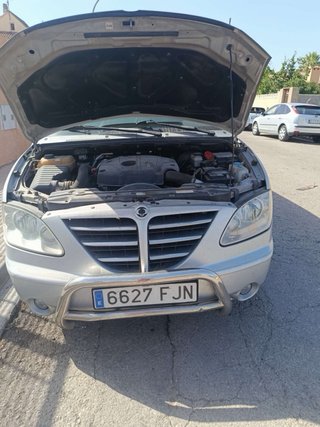 SsangYong Rodius 2.7 XDi — Vendo para despiece o p