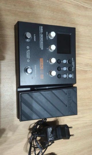 Pedalera Nux MG-300 MKII