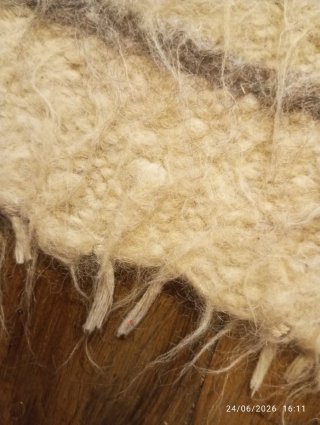 Tappeto lana vintage beige e nero