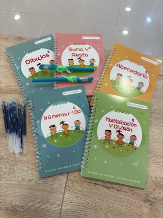 Cuadernos de caligrafia y mates