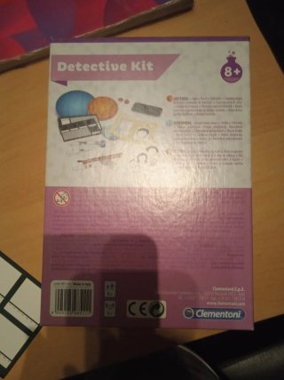 Kit Detective Clementoni 8+