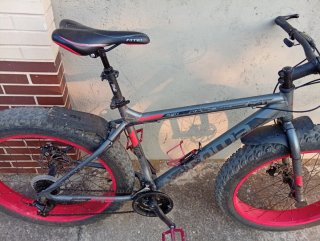 Bicicleta Fat Bike Moma Aro 26