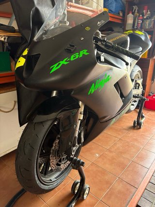 Kawasaki ZX6R Circuito