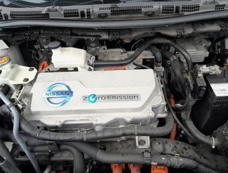 Paragolpes trasero nissan 1156189 leaf basis