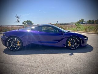 McLaren 650S 2022