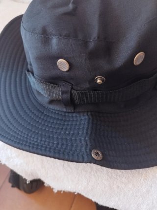 Sombrero Patagonia ala ancha negro multicolor