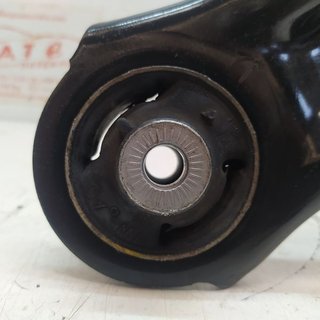 SKODA KAROQ (NU) 125 Aniversario BRAZO SUSPENSION INFERIOR DELANTERO DERECHO