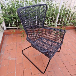Sillón terraza Ikea negro metal mimbre