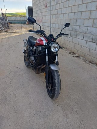 Yamaha XSR700 2018 Roja/Plata