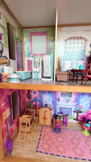 Casa de Muñecas con Muebles