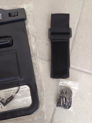 Funda acuática Ideus 5,7